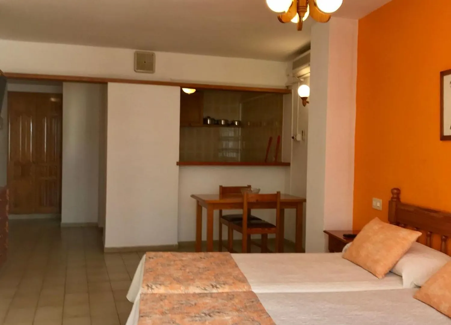 Apartamentos Jovial San Antonio Abad